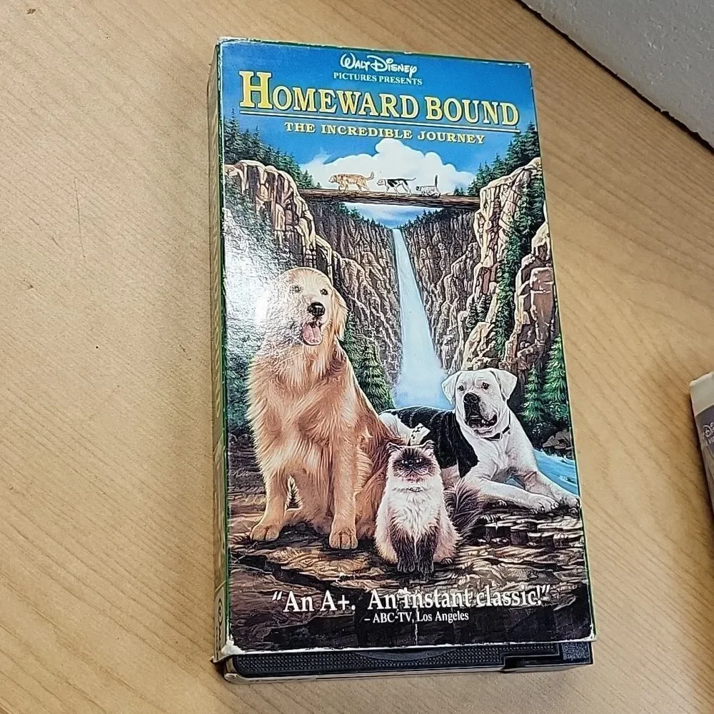 ‎Homeward Bound and Homward Bound II vhs movies